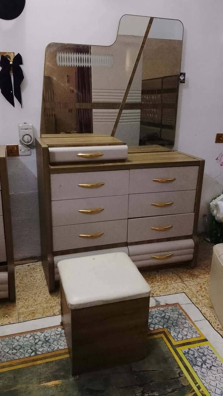 غرفة ضخمه 11قطعه ونضيفه سعره 950 شراي خاص النجف, العراق


**إذا كنت صاحب هذا الإعلان وتريد حذفه لأي سبب، رجاءا أرسل رسالة إلى الدعم الفني**