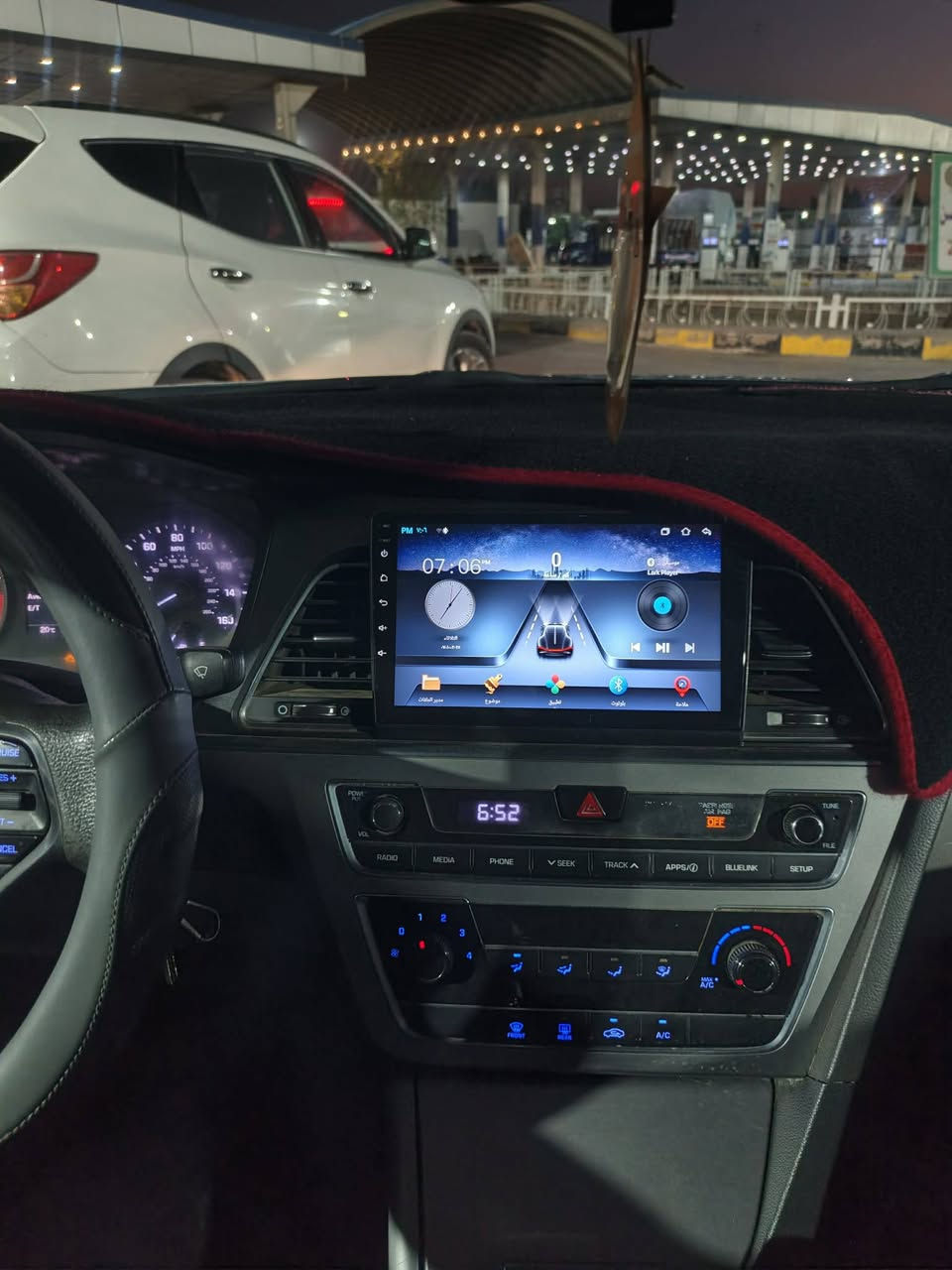 سوناتا موديل2016
تبريد ثلج 
تدفئه
شاشه كبيرة
كامره 
محرك 2400
تخم تاير جديد
أو للمراوس حسب القناعه
تفاصيل***********
