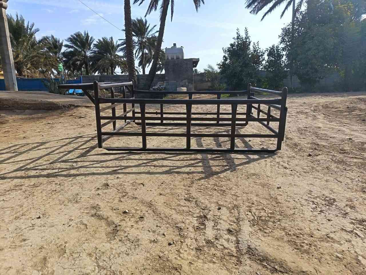 السلام عليكم عندي البيع محجر مال بيكم 90 وسعر 175 قفل وهاذا رقمي***********
