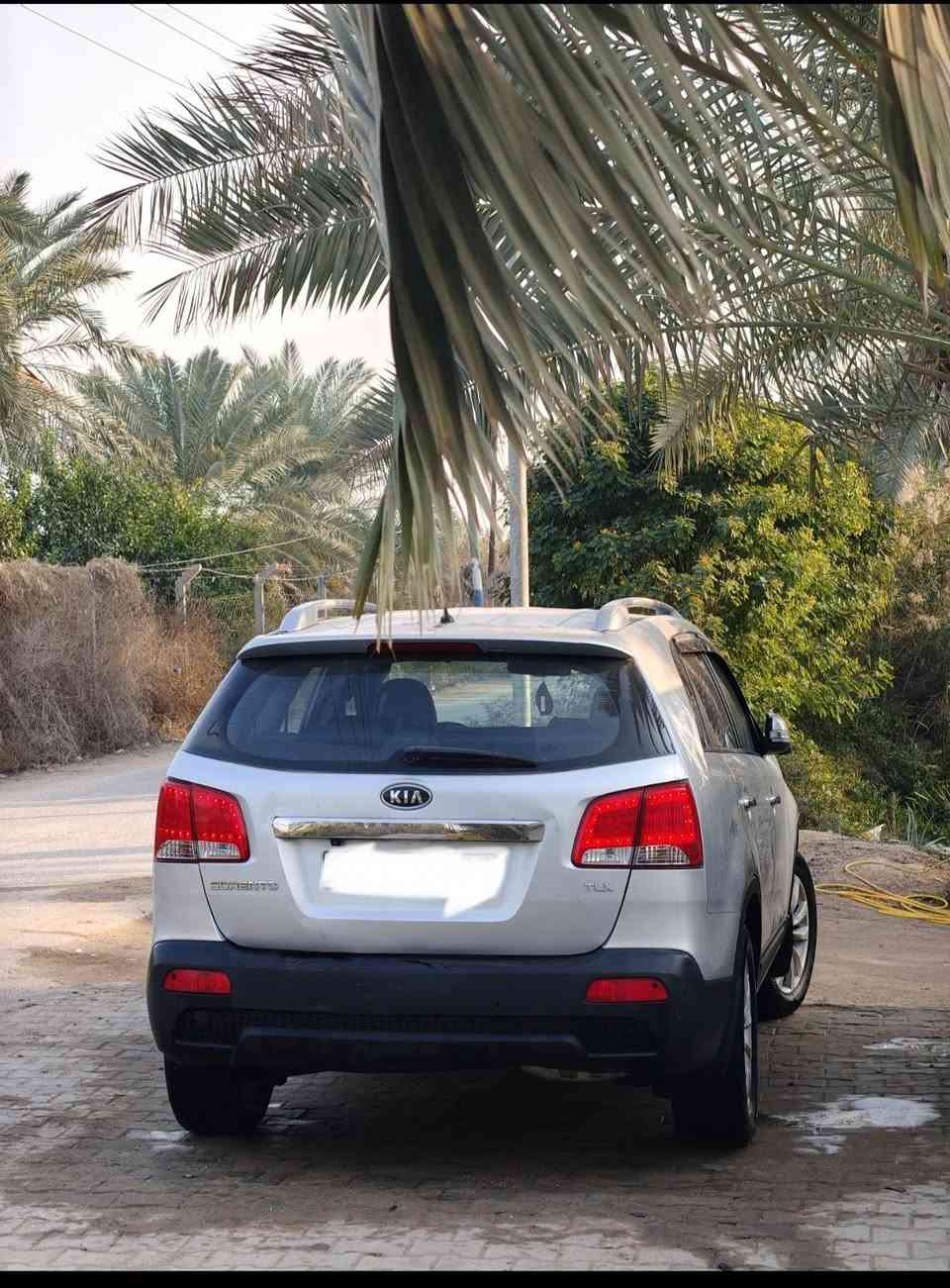 سلام عليكم سورنتو ادوات 2013  كصه وحده  7راكب فوول عده الفتحه متومه طبق الاصل شمالي سياره كاز بيها حصه بكل العراق سياره نضيفه كلش ع اخر حبايه تبرد ثلج ثلاث قطع حداديه زبد دواخل اسود كلش نضيفات ارضيه جلد تخم تاير جديد سياره كلش حلوه وجديده سعرها 55 وبيها مجال مكانها نجف ستفسار اكثر اتصل مامتواجد ع نت ***********
