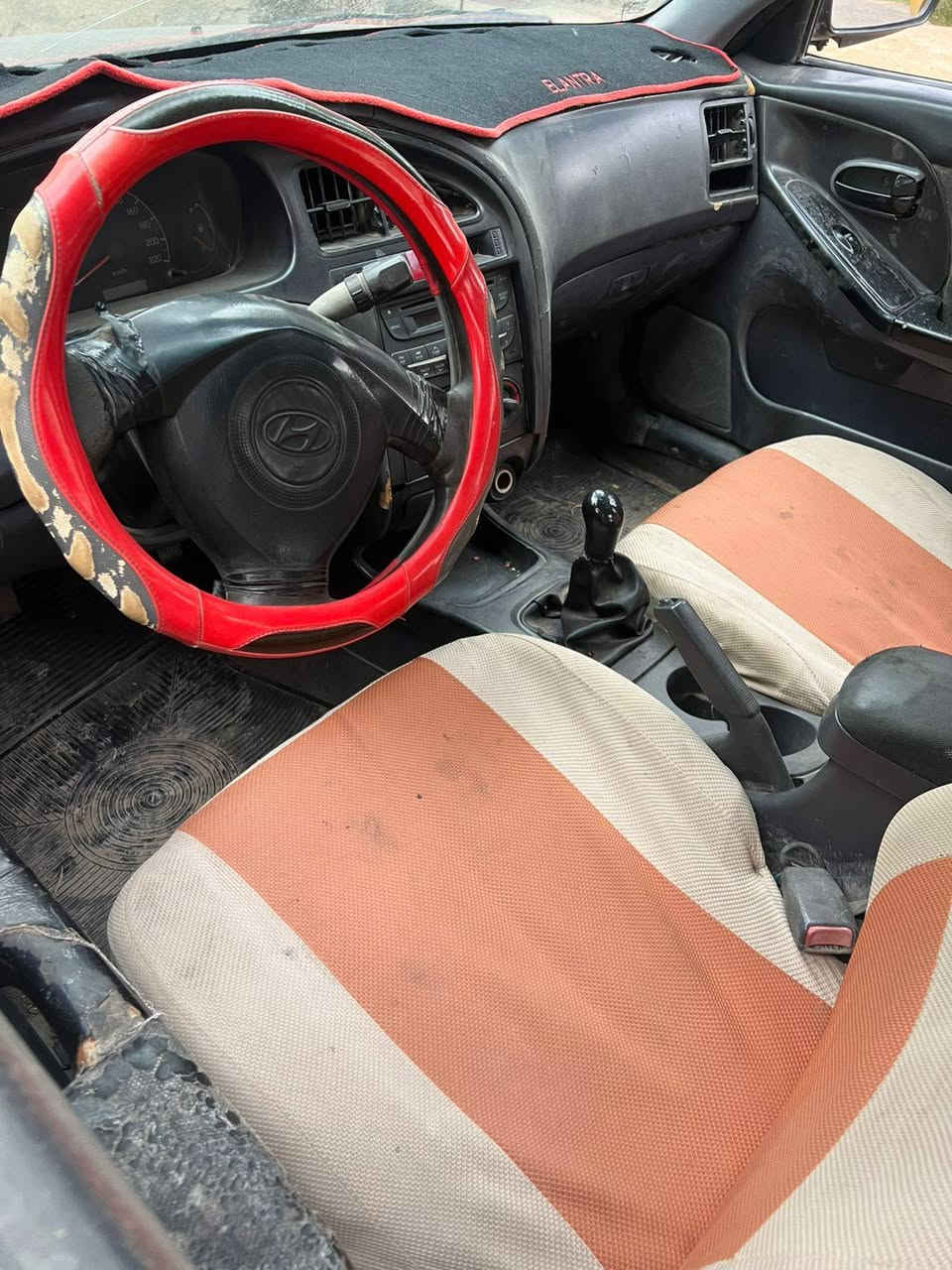 النترا 2001 كير عادي 
صبغ عام جماليه
محرك *********** 
رقم بابل 
السعر 45
