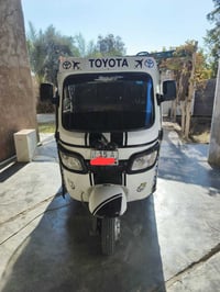 تكتك البيع موديل ١٨محرك ٢١ بعده شركه 07834121051