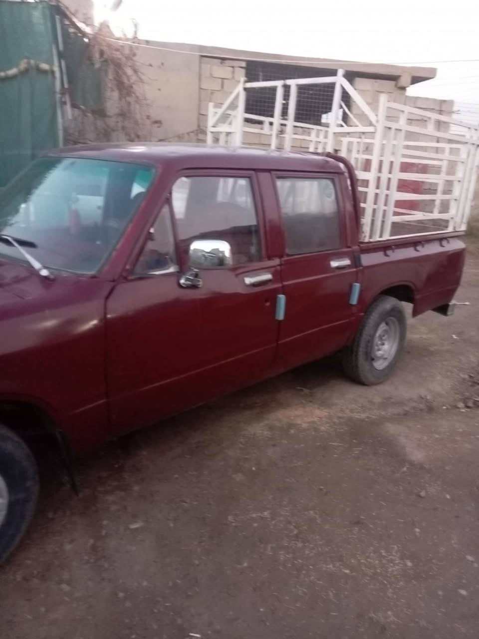 بكم دبل 
سلام عليكم 
بكم دبل للبيع مديل ٨٣ وكاله عامه من الشرعي تايرات محرك كير كلها شرط المكان الهيجل عويجله سعر ٢٧  ***********
