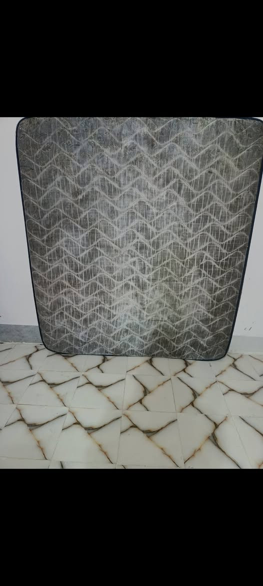دوشك جربايه نفرين طبي للبيع  ١٨٠x٢٠٠ ارتفاع ٢٠ سانتيم
مكاني حي الأصلاح مقابيل بوب شام بغداد السعر 40


**إذا كنت صاحب هذا الإعلان وتريد حذفه لأي سبب، رجاءا أرسل رسالة إلى الدعم الفني**