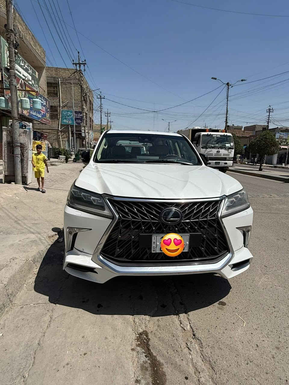 السلام عليكم
لكزز LX570 وارد امريكي موديل 2019 
 سيارة فل مواصفات 
حادث جاملق وباب 
 رقم بغداد   باسمي 
 الموقع  بغداد 
 للبيع ومراوس حسب القناعة سعر 480وبية مجال 
للاستفسار والتواصل: 📞    ***********
