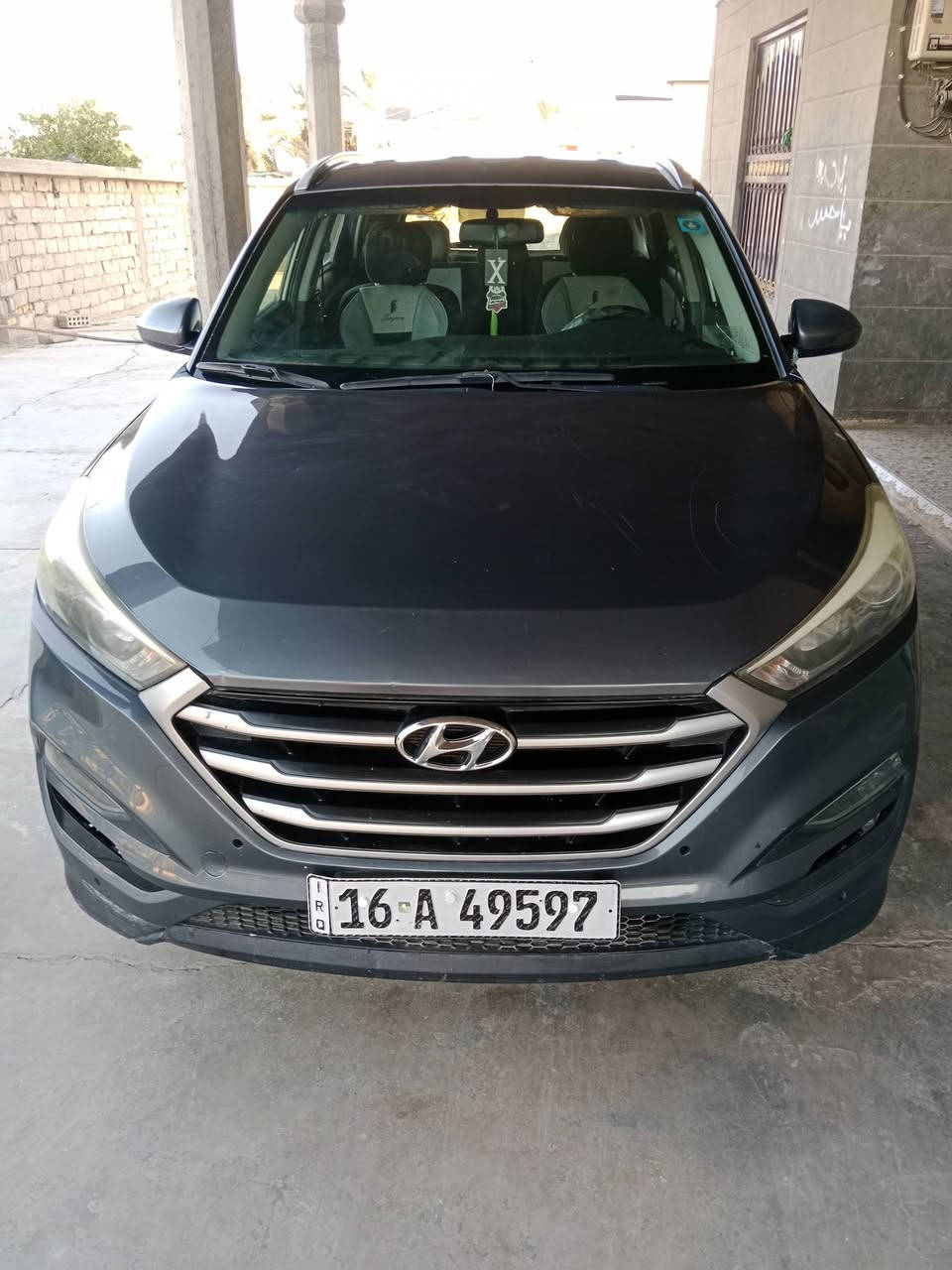 سلام عليكم يوجد سياره توسان وارد امريكي ، موديل 18، رقم ***********
