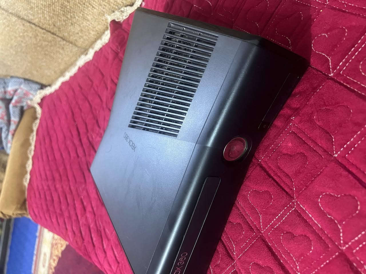 السلام عليكم
اكس بوكس 360
محول خزن اكثر من 72 لعبة
جويستكات عدد 2 تريد واير عادي و  واير لس
ملحقات كامل من الفيش
السعر 170 الف
مكاني ناصريه مركز


**إذا كنت صاحب هذا الإعلان وتريد حذفه لأي سبب، رجاءا أرسل رسالة إلى الدعم الفني**