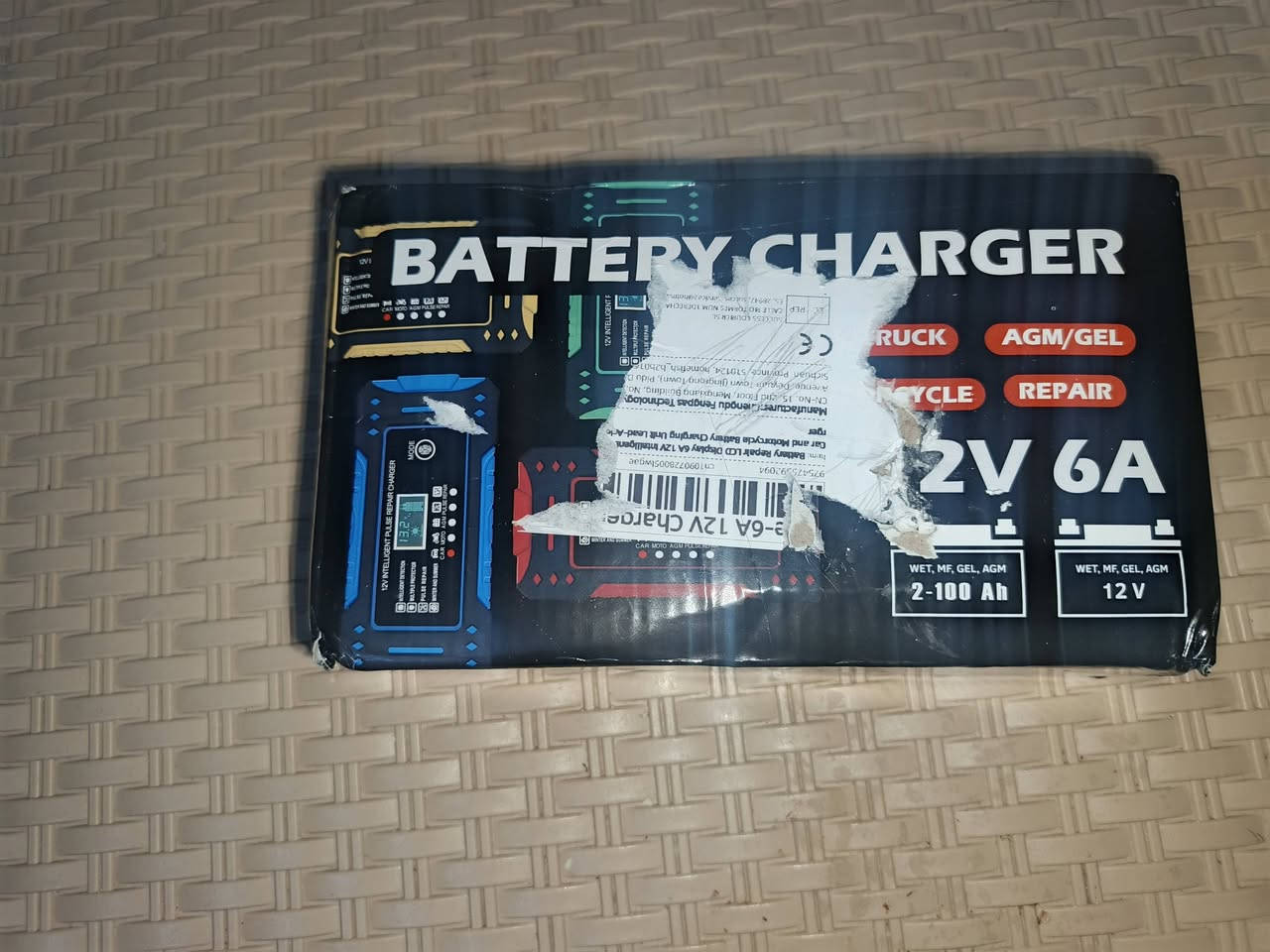 جطل شاحن بطاريات ذكي 12V بقدرة 6A + Maintainer 🔋
يدعم شحن وصيانة بطاريات السيارات والدراجات وجميع بطاريات 12V بسعات من 2Ah إلى 100Ah، متوافق مع بطاريات WET / MF / GEL / AGM، يحتوي على نظام شحن أوتوماتيكي ذكي مع كشف حالة البطارية، حماية من القصر وعكس الأقطاب وزيادة الشحن، يدعم وضع السيارة والدراجة وAGM وإصلاح نبضي للبطارية (Pulse Repair) مع أوضاع الصيف والشتاء، ويحافظ على البطارية مشحونة لفترات طويلة بأمان.


**إذا كنت صاحب هذا الإعلان وتريد حذفه لأي سبب، رجاءا أرسل رسالة إلى الدعم الفني**