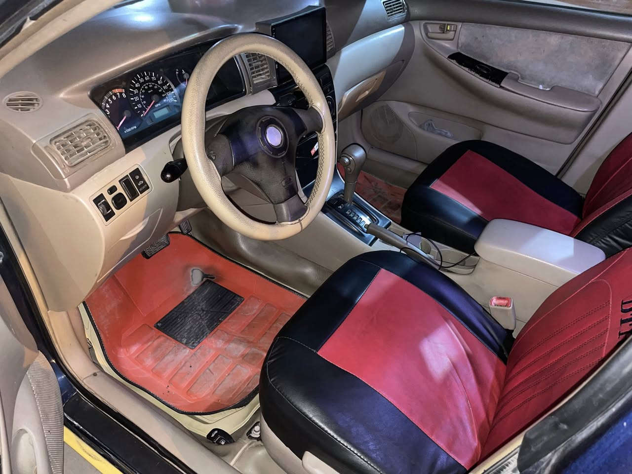 كورلا نحله 2008  بغداد باسمي
سياره يرادلها ترتيبات ملاحضات سياره حلوه 

رايدها ب 74 وبيها مجال ***********
