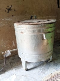 تنور • علا فحص • للبيع