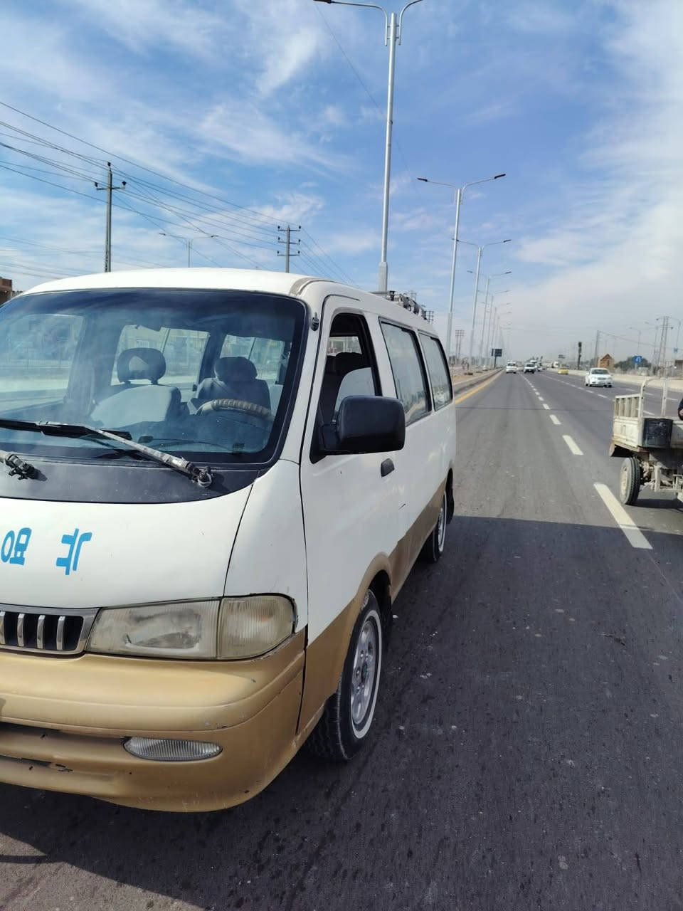 سلام عليكم 
كيا بريجو موديل 97 سياحي رقم بغداد مشروع وطني مكينه 3000 سوبر مكينه وكير واكسن مكفولات وبم جديد مصبوغه احزام السعر 57وبيه مجال السياره بسمي 
بيع او مراوس 
مكاني النجف 
***********

