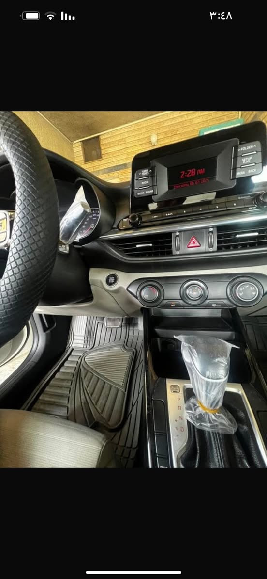 السلام عليكم سيراتوخليجي ١٩بدون حادث بدون صبغ بدون بارد فول عده الفتحه بصمة تشغيل عن بعدشاشه اعطال ترحيب وصندوك ذكي عند الاقتراب رقم بغداد دولي ب اسمي محرك١٦٠٠دوش لد نهاري فراشه بجم زينون عالي ناصي  حساس امامي خلفي مري شفط تبريد قطعتين 
السعر ١٦٢مجال بصيط
***********
مكان السماوه
