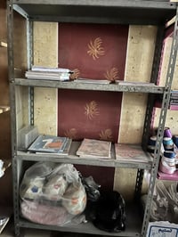 غراض محل للبيع   رفوف جدارية عدد 49 رف مع 13 سجة لون وردية نضيفات كلش ...