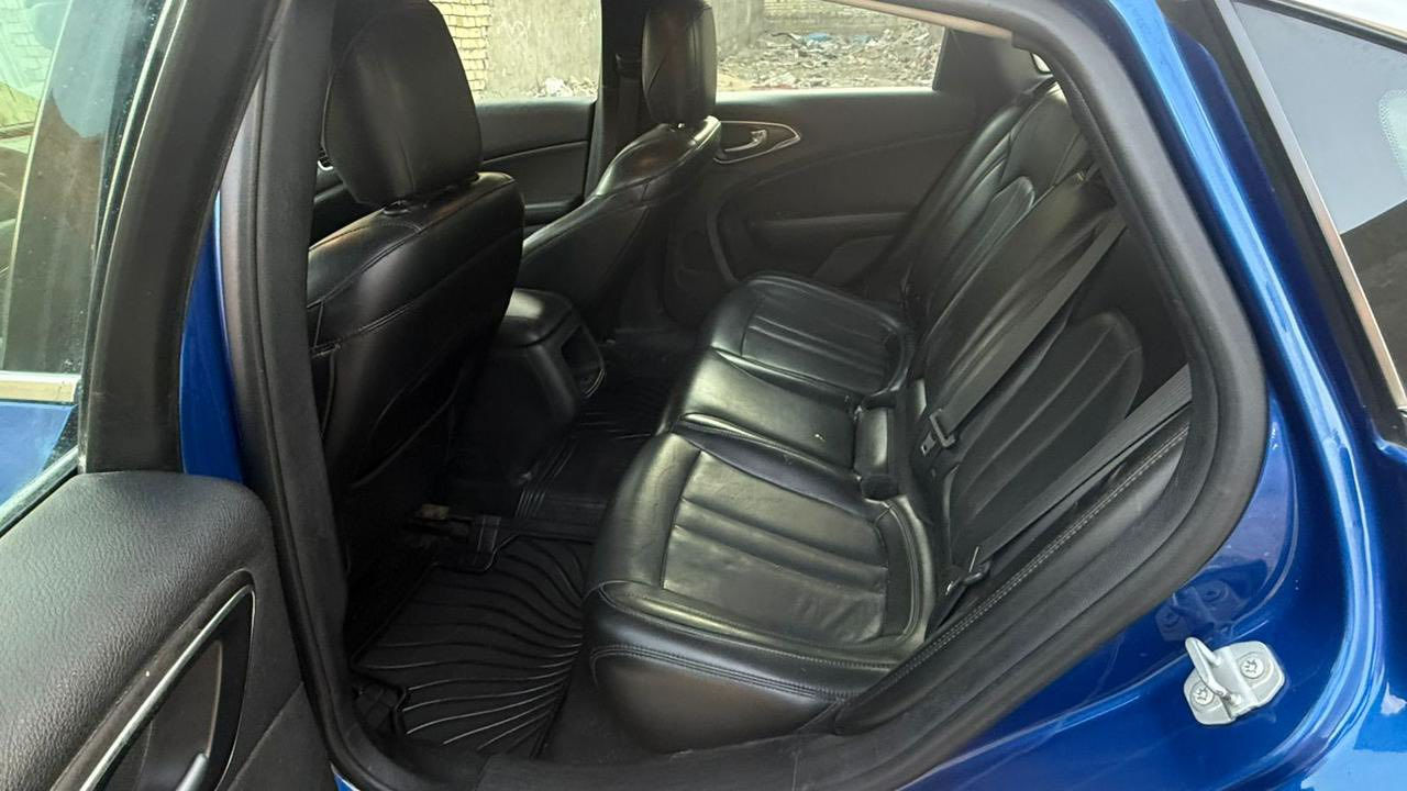 للبيع Chrysler C200 2017

* حادث خلفي جامرلغات وجنطة، بدون ايرباك
* اللون: بحري
* الممشى: 180,000 كم
* كشنات جلد
* شاشة كبيرة
* كير ماوس
* ⁠ ادامة كاملة
* محرك 4 سلندر 2400

رقم دهوك
السيارة باسمي وتحويل مباشر

الموقع: Baghdad – مدينة الصدر

للاستفسار: ***********
السعر: 90 ورقة وبيه مجال حك الجيه
