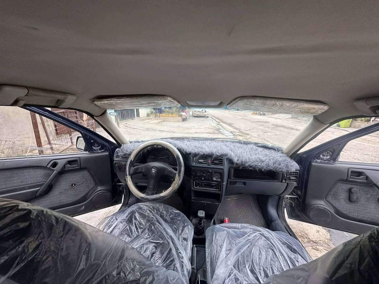 اوبل فکترا
مودیل 1993
محرك 18
رقم موبايل ***********
