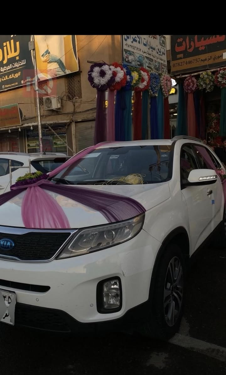 سورنتو 2013 سياره حلوه
نضيفه وارد خليجي
 بيها جاملغ تصليح او ربع من الباب فقط 
السياره حلوه وناصبه 
بصمة 
سبعه راكب
 تلاث قطع تبريد 
لد امامي خلفي 
تحكم ستيرن 
مري شفط 
بلاجكتور دبل شكل ال16
4سلندر 2400 سياره حلوه
مكينه وكير جدد حلوات
*********** 
السعر 165$ وبيها مجال
