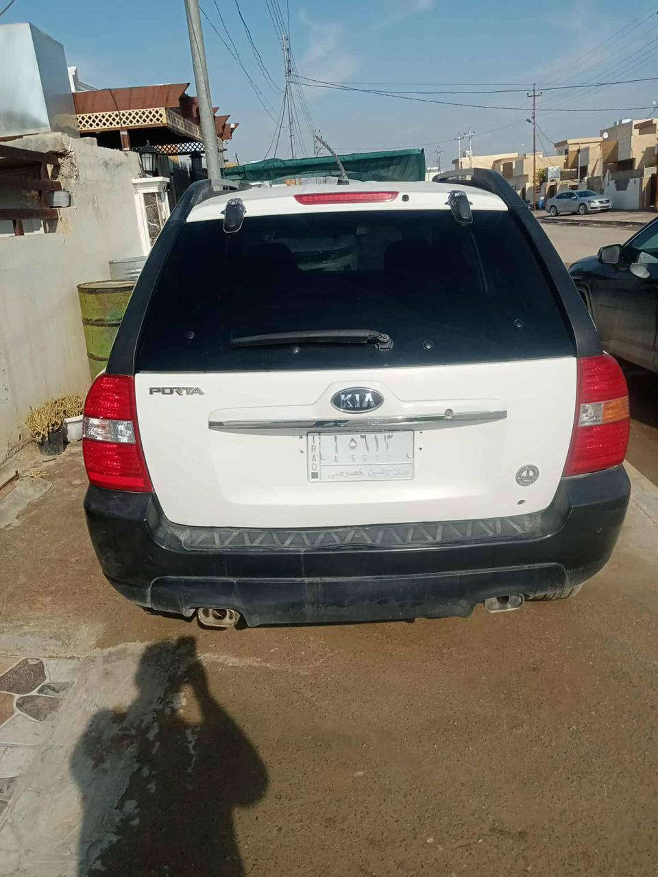 السلام عليكم
كية سبورتج 
موديل 2007
محرك ٢٠٠٠ دوش
السونار موجود مع الصور 
مكان السيارة تكريت مجمع جنة تكريت 
السعر  ٨٥ بيها مجال
للاتصال ***********
