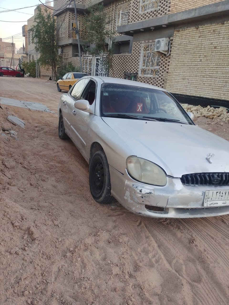 سلام عليكم سوناته موديل 2002 مكينه و كير جدد كير عادي رقم نجف تحويل مباشر مصفر غرامات كهربائيات كله شغاله حداديه جديده تخم تاير سياره جهازه من كلشي المكان نجف ***********. السعر 18 مكفوله من الضربه
