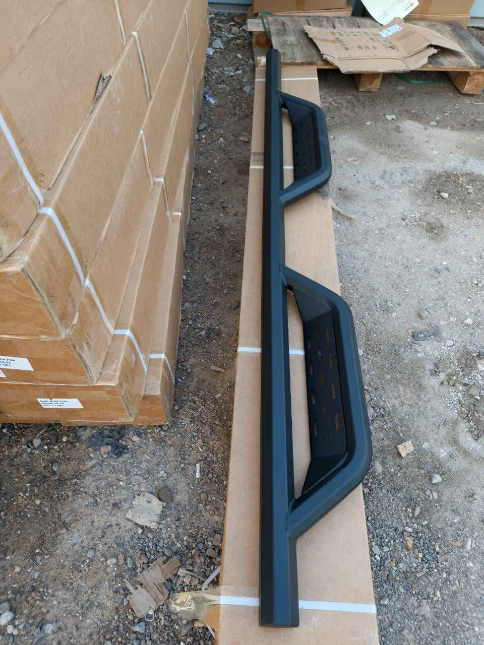 يتوفر دوسات نيفارا الشكل الجديد موديل 2016-2023 السعر 300 الف
***********
