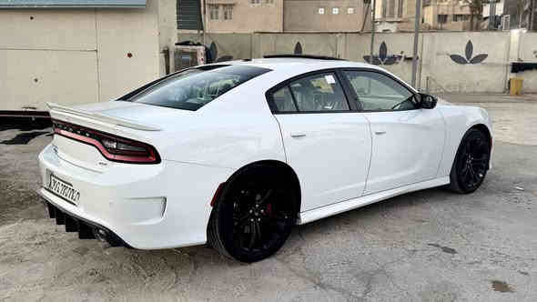 السلام عليكم جارجر GT بلاص وكالة هارلم  
موديل 2022
ماشيه 40,000 
رقم بغداد بسمي 
فول موصفات معروفه موصفات ال جي تي 
32,000وبيه مجال بصيط 
مكان السياره بغداد منصور 
للاستفسار ***********
