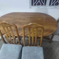 للبيع ..ميز طعام مع 6 كراسي صاج مصري نظافة 90% السعر 200 الف للتواصل ع...