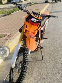 قفاز البيع مديل 2023محرك 200 نضيف السعر 900بي مجال بدون وراق تواصل وسا...