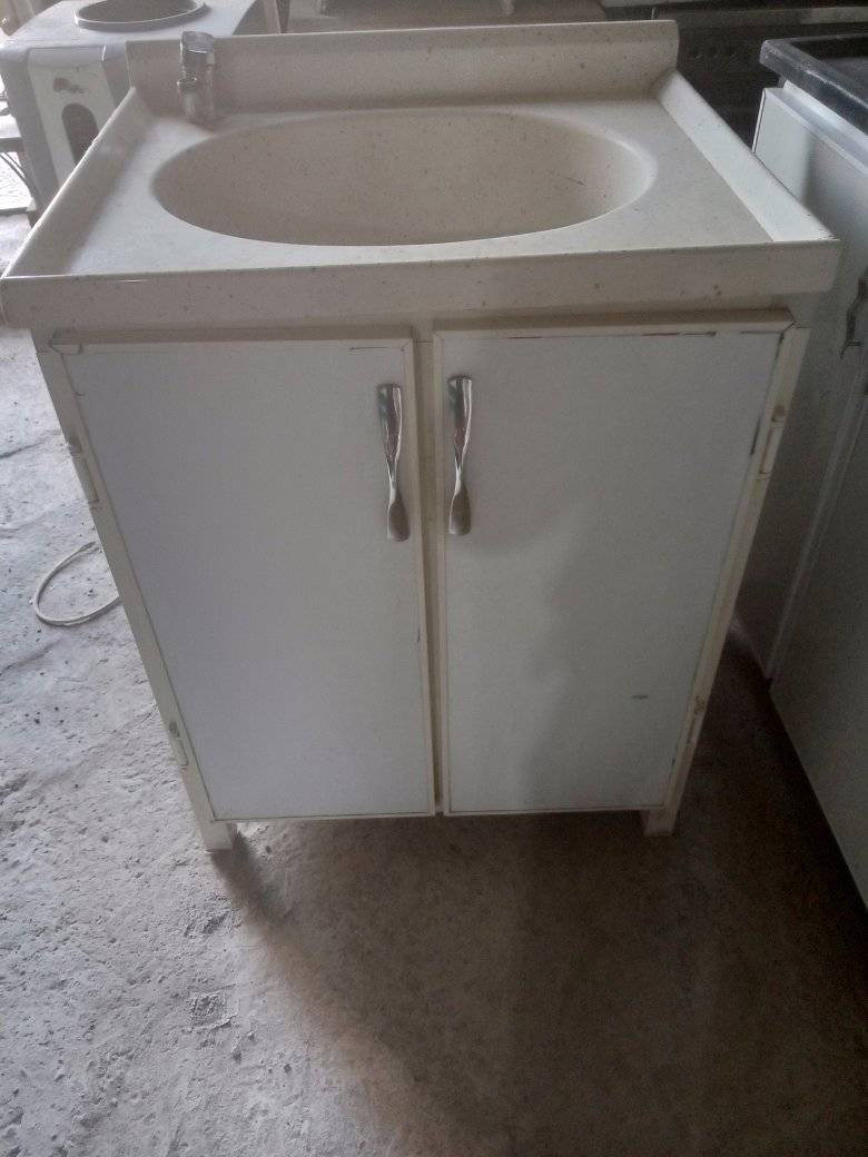 يوجد لدينا غراض مستعمل موقع ام العضام شارع رئيسي ***********
