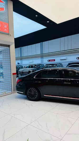 سلام عليكم 
للبيع  G90 فخامه
موديل 2019
8سلندر 5.0
ماشيه 50000قابل للزياده 
وارد امريكي ضرر باب خلفي  
مغلفه ppf كامل 
رقم بغداد بسمي
للاستفسار ***********
