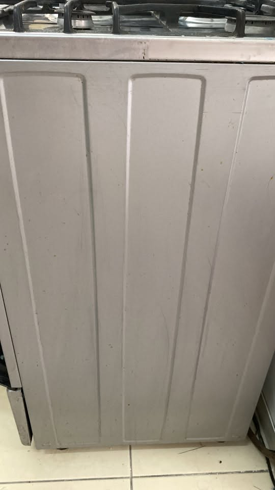 طباخ للبيع سل ستيل نظام نوزل نظيف جدا مكان داخل بسماية الاتصال ***********
السعر ١٢٥ وبي مجال للطيبين

