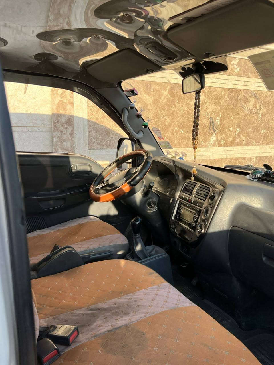 السلام عليكم سياره كيه للبيع موديل 2017رقم بغداد نكليزي سياره مكفوله كير محرك إكسل مكينه الفين وسبعميه.  تحويل مباشر ***********ملاحضه اريد تحويل
