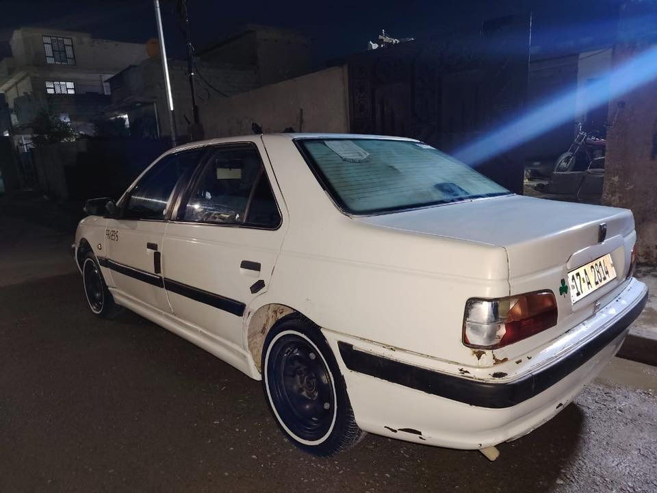 سلام عليكم 
بيجو بارص خصوصي مديل 2011
سنويه 29 بسمي
تخم تاير خط ابيض 
كير ومكينه فرنسي جدد 
حداديه 60/100 
طخاتها مثل ماموضح بلصور مبينات 
دوشمه جديده 
كهربائيات كامله 
سياره كلشي ماناقصها 
السعر 32  
اتصل ***********
