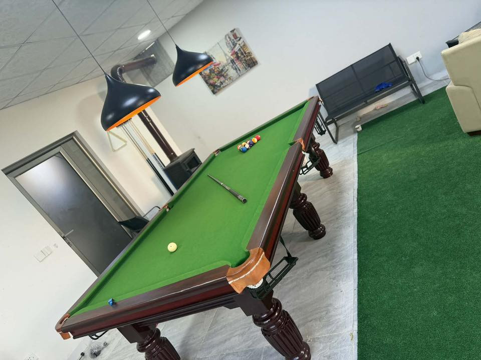 السلام عليكم   للبيع ميز بليارد صيني درجه اولى جديد نظافه ٩٨٪؜ مال بيت    مع الطوباات كامل. المكان اربيل 
للاستفسار  على الخاص


**إذا كنت صاحب هذا الإعلان وتريد حذفه لأي سبب، رجاءا أرسل رسالة إلى الدعم الفني**