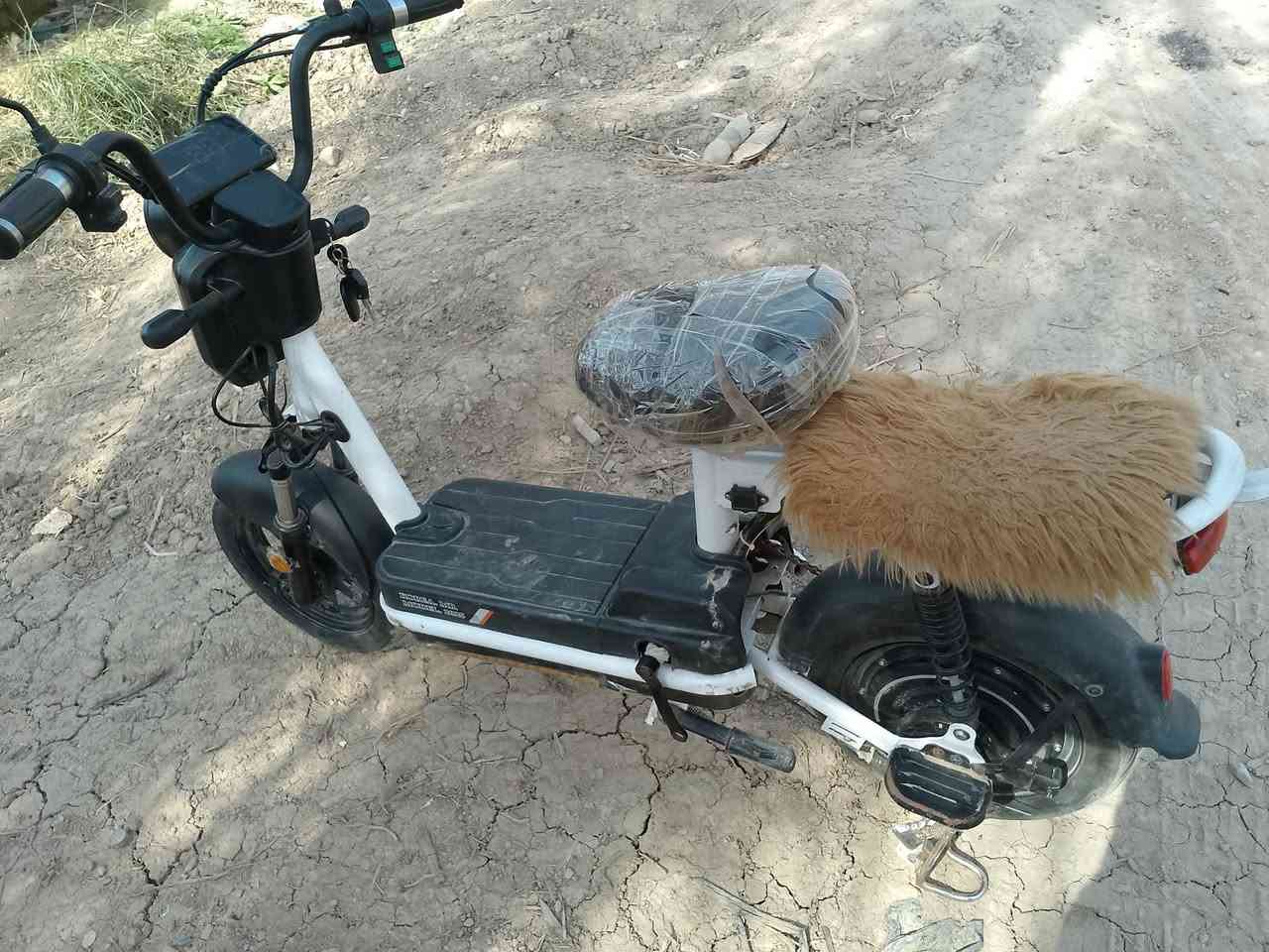 للبيع بصمه وبايدر كامل
السعر 175 وبي مجال
للاستفسار ***********
