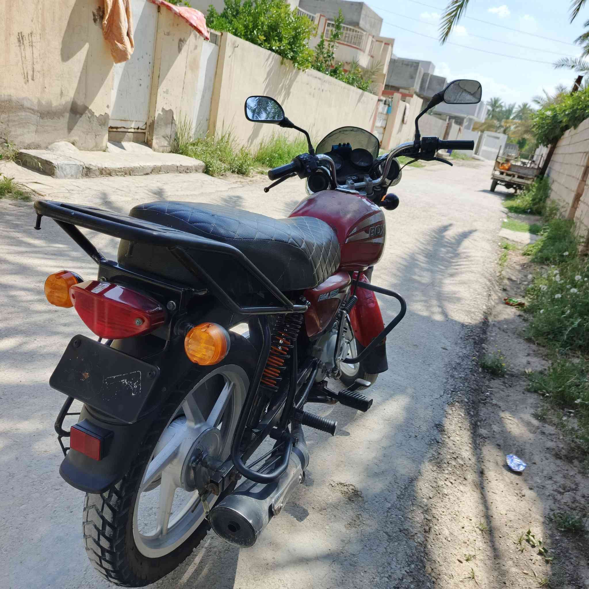 سلام عليكوم درجه بوكسر موديل 18 مرقمه سنويه اتحويل يطلعن ارقام ما بيه اي نقص درجه نضيفه حلوو 🔥
 سعر على خاص مكاني ديالى بعقوبه ناحيه العباره
رقمي ***********
