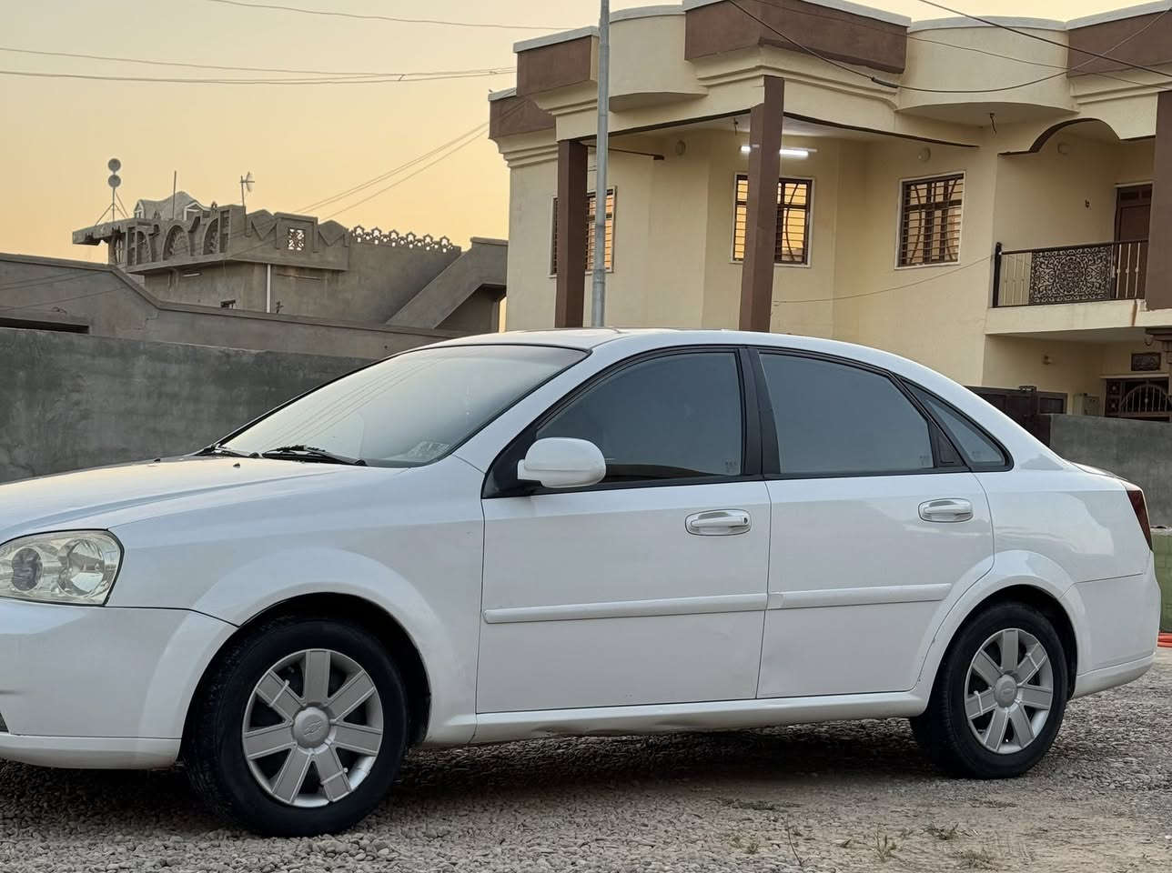 السلام وعليكم
OPTRA
موديل2011
مكان السياره القياره 
ملاحضات 
جاملغ امام السائق صبغ وجاملغ امام النفر بدون دواخل 
كير ومحرك وطخم كله بشرط
السياره بأسمي تحويل فقط بدون وكاله 
السعر 88مجال قليل
***********
