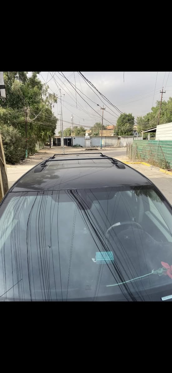 دوج كرفان 2012. ماشية 150 الف بيها بعض النواقص السعر 115
صبغ حزام حادثها موجود بالصور واكو رقم شاصي بالصور للتاكد 
***********
