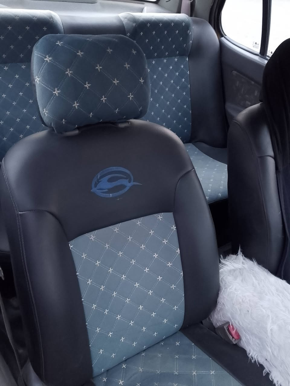 السلام عليكم اخوان عندي طيبه للبيع سياره مكفوله من ضربه وتبديل سياره بيه رشات صبغ جمال بس اني ابيع حزام عن الحلال والحرام سياره مصفره هئيه وغرامات حداديه جديده تخم تاير جديد سياره عارضها 37وبيه مجال بصيط حك جيه مكاني كربلاء. تحويله ثاني يوم راعيه قريب علينه قابل لتفاوض ‏‪0771 767 0462‬‏ معلومه مكلف بنشر
