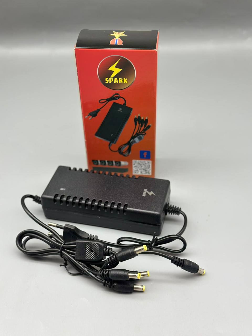 محولة طاقة كهربائية من spark
اسعار خاصة الى اصحاب المكاتب والشركات 
✅تكون بنوعين :
🎖️بدون موزع 
🎖️مزودة بموزع 1-5
✅ تحول من 220V الى  12V 6A
✅قدرة المحولة  72watt
✅مصنعة ضمن القياسات العالمية 
✅ كيبل من النحاس ١٠٠٪؜ 
✅مزودة بفلتر لتنقية الكهرباء الواصل الى الحمل
110-2220V ✅
✅50-60HZ


**إذا كنت صاحب هذا الإعلان وتريد حذفه لأي سبب، رجاءا أرسل رسالة إلى الدعم الفني**