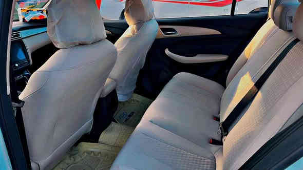 🚗 للبيع: MG5 ستاندر بلس 2024
📍 مكان السيارة: بغداد
📞 للتواصل:***********
💰 السعر: 106 ورقة – قابل للتفاوض
📊 المسافة المقطوعة: 28600 كيلومتر فقط (زيرو)
🛠️ المحرك: 4 سلندر – 1500cc تنفس طبيعي 

• مواصفات فئة ستندر بلس
• فول مواصفات عدا فتحة السقف والبصمة

⚠️ أضرار السيارة:
• مكفولة عام من الصبغ والتبديل ✅ 
📌 تفاصيل إضافية:
• رقم السيارة: أربيل الدولي الجديد
• تحويل مباشر
• لون السيارة: أبيض
