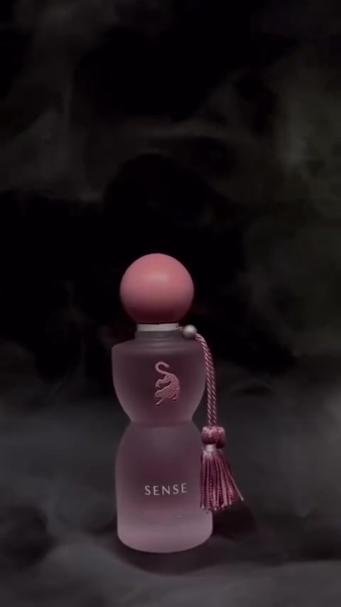 عطر جورجينا هو عطر أنثوي مميز يجمع بين الأناقة والدفء. يتميز بمكونات فريدة تعكس أنوثة وجاذبية المرأة.🐆🤍

سعر التوصيل 5 
سعر العطر 35 الف


**إذا كنت صاحب هذا الإعلان وتريد حذفه لأي سبب، رجاءا أرسل رسالة إلى الدعم الفني**