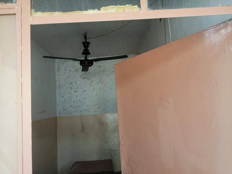 بيت للبيع مساحة 100متر بي كرت بلديه حي الانتطار شارع 60 سعره 10بي مجال ***********رقم موبايل بي واتساب
