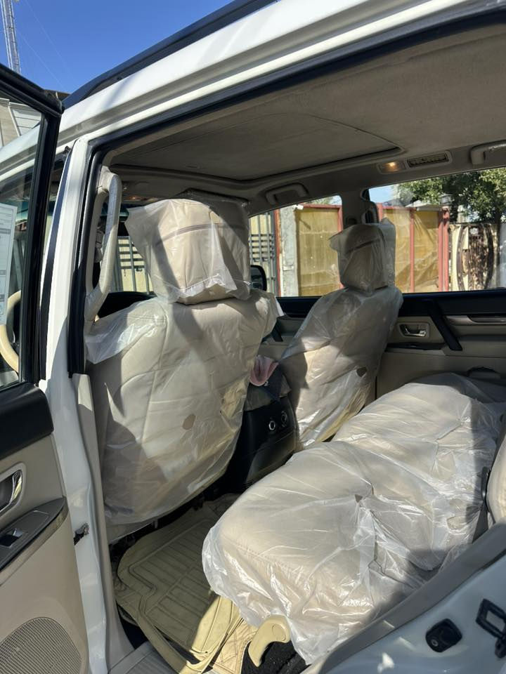 سلام عليكم باجيرو 2013 سياره كفاله عامه شرط سونار مكينه3500 تخم تاير جديد صدر خير من لله إس ستفسار *********** ملاحضه اني مكلف بل نشر
