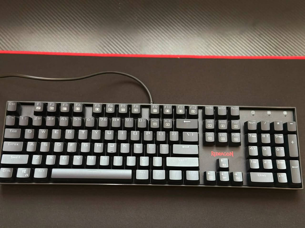 سلام عليكم تجميعة كاملة للبيع

كيبورد + ماوس + ماوس باد من ريد دراجون RGB نظافة 100% بدون استعمال ابداً ، السعر : 75 الف

سماعة هايبر X كلاود 3 نظافة 100% ، السعر : 120 الف

يو بي اس 850 ، السعر : 35 الف

هارد بدرع مساحة 1 تيرا ، سعر : 80 الف

مقود يتحرك بزاوية(270-900) + دواسات(بانزين-بريك-كلتش) + قير عادي نوع pxn V10 ، السعر : 250 الف

اكسبوكس سيريس اس 2021 مع الجويستك الاصلي الجهاز لم يفتح منذ شرائه للان مع حساب يحوي على gta 5 + red dead redemption 2 + cod modern warfare ، السعر : 450 الف

الاجهزة جميعها كاملة مع ملحقاتها موجودة 
مكاني كربلاء لايوجد عندي توصيل ، الرقم : ***********
