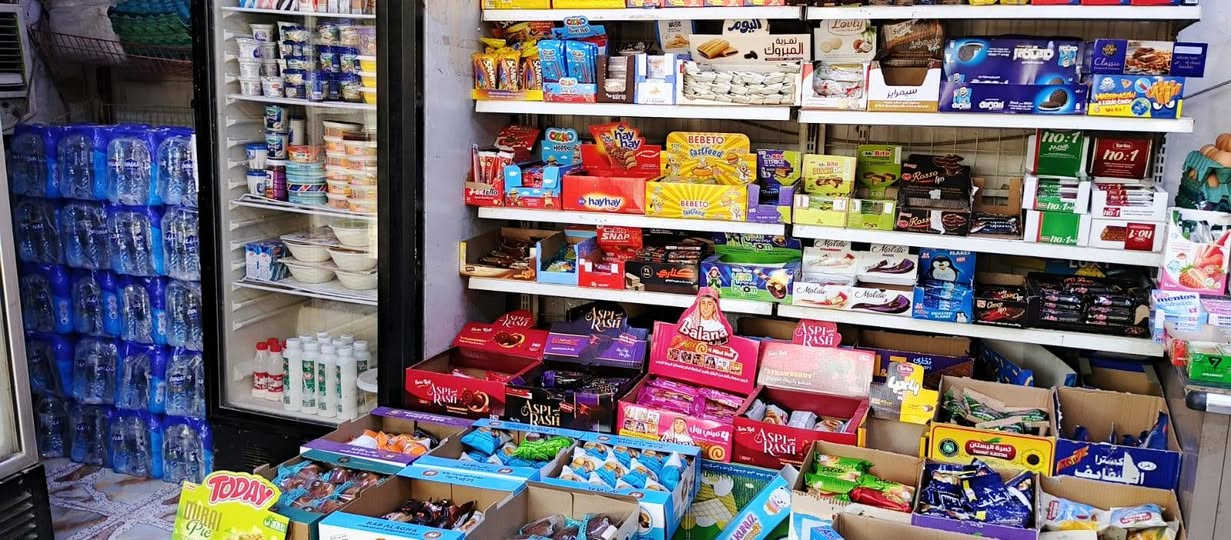 اسواق للبيع بغداد  مدينه الصدر قطاع 4. السعر 11 بيهه مجال  ***********

