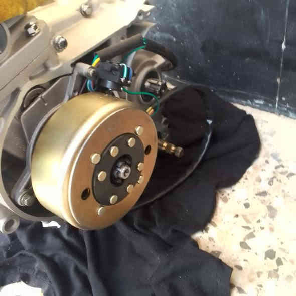 محرك مال يران كوير 3 قطع مختم كامل نقص بس قباقة محرك دقيقة ما مشتغل جديد البارحة وصل من ايران الشراي خاص او واتساب ***********
