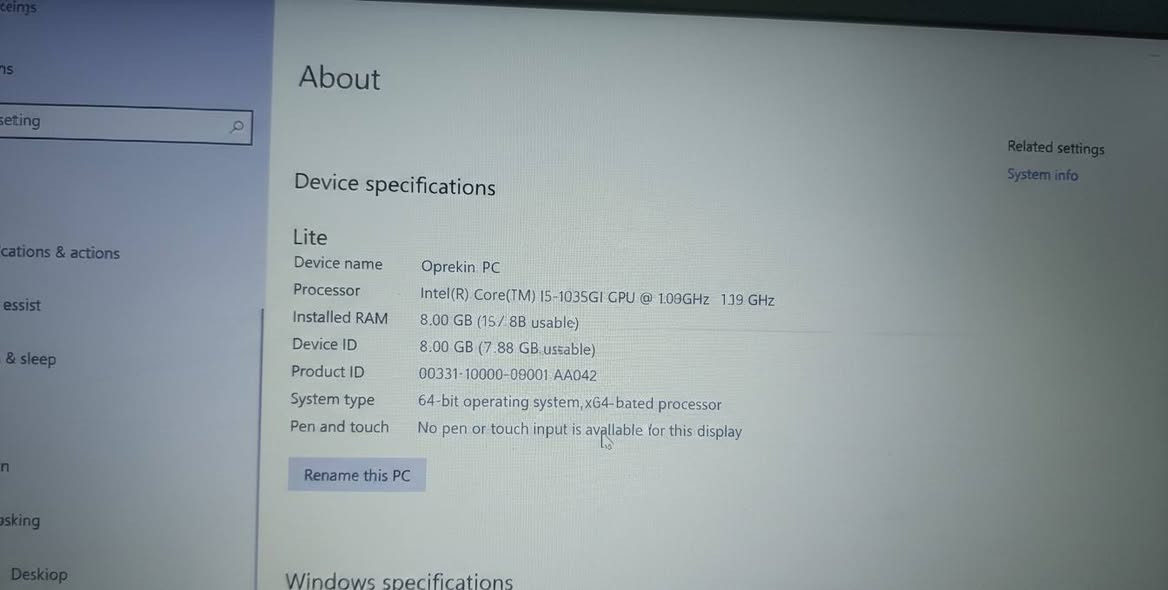 لابتوب لينوفو الغني عن التعريف للبيع  

المواصفات 

معالج core i5 جيل عاشر
 
و كرت شاشة داخلي 8G

و كرت شاشة خارجي 8G

رام 8G تكدر ترفعة 

مساحة 500g 
 نص تيرا كاملة 
 
سعر 290 و بيه مجال
اذا شراي تدلل


**إذا كنت صاحب هذا الإعلان وتريد حذفه لأي سبب، رجاءا أرسل رسالة إلى الدعم الفني**