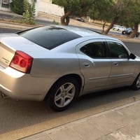 مكانها بغداد  فقط بيع جارجر 2010 سياره جاهزه الأخير بس تبريد ماعرف شبي...