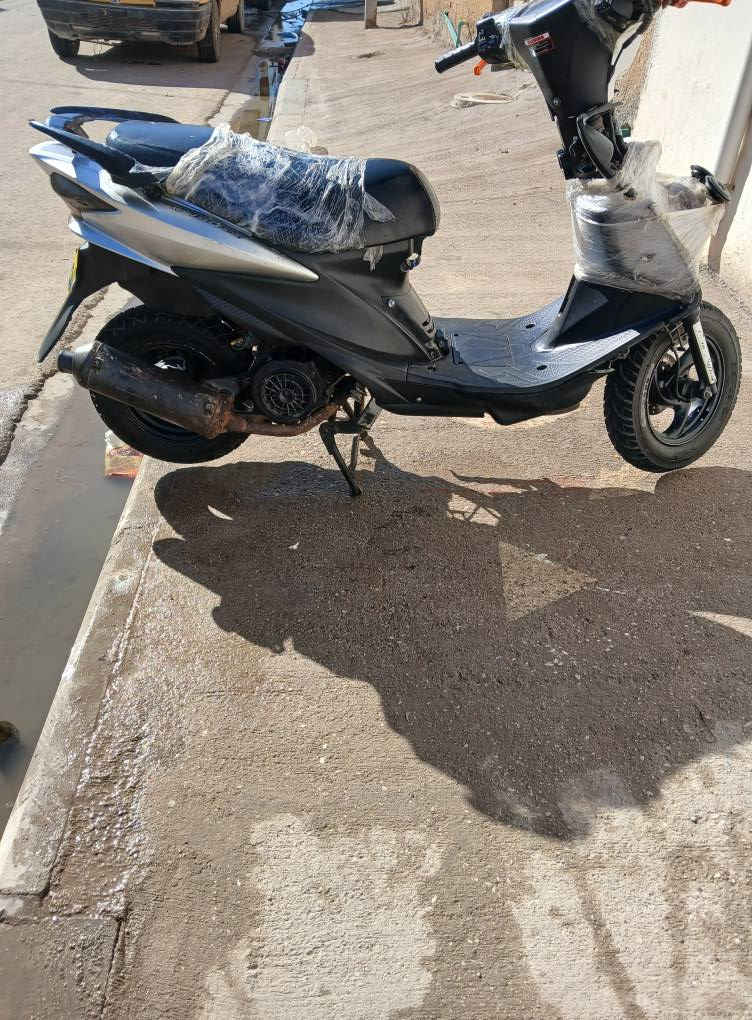 سلام عليكم دراجه ادرس شلعه ومعدل سرعه 120 للبيع السعر 250 وبيه مجال قليل دراجه نضيفه عوزه بس كفر ليكدام نكره سلف  والشراي يجي خاص...


**إذا كنت صاحب هذا الإعلان وتريد حذفه لأي سبب، رجاءا أرسل رسالة إلى الدعم الفني**