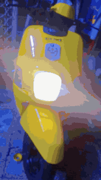 بوليسي نوزل  كامله مابيه كل نقص نكره سلف شلعه ومعدل مكينه امسويلها ادامه كامله العنوان الشعب
السعر 450 وبيه مجال***********
