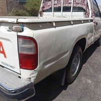 تيوته فلاحي • ٢٠٠١ • بغداد